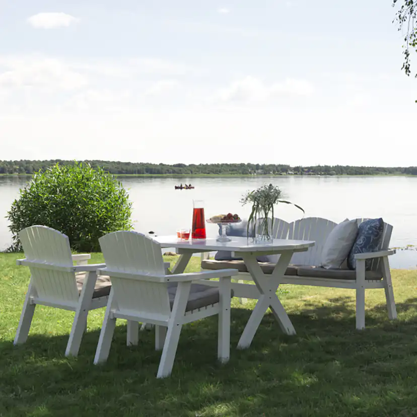 Matgrupp Hillerstorp Solvik Vit med 2 Fåtöljer