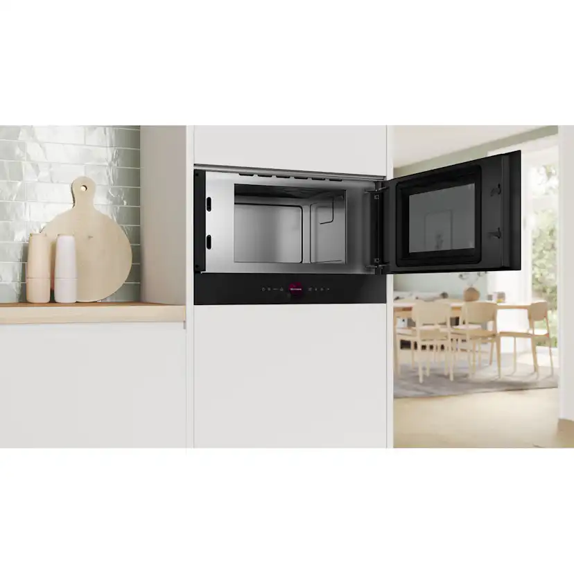 Inbyggnadsmikro Bosch Serie 8 BFR7221B1