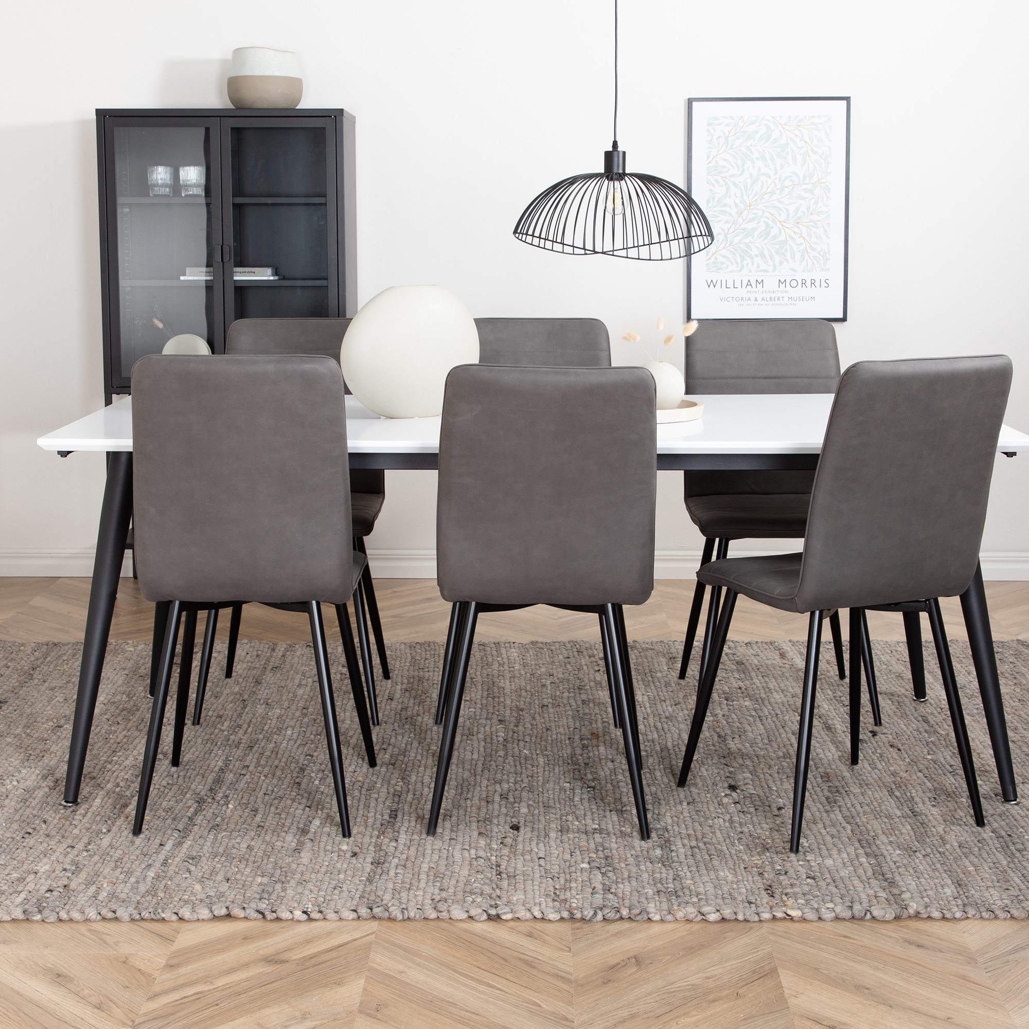 Jimmy Dining Table - Black / White HPL+Windu Lyx Chair - Bla Grå