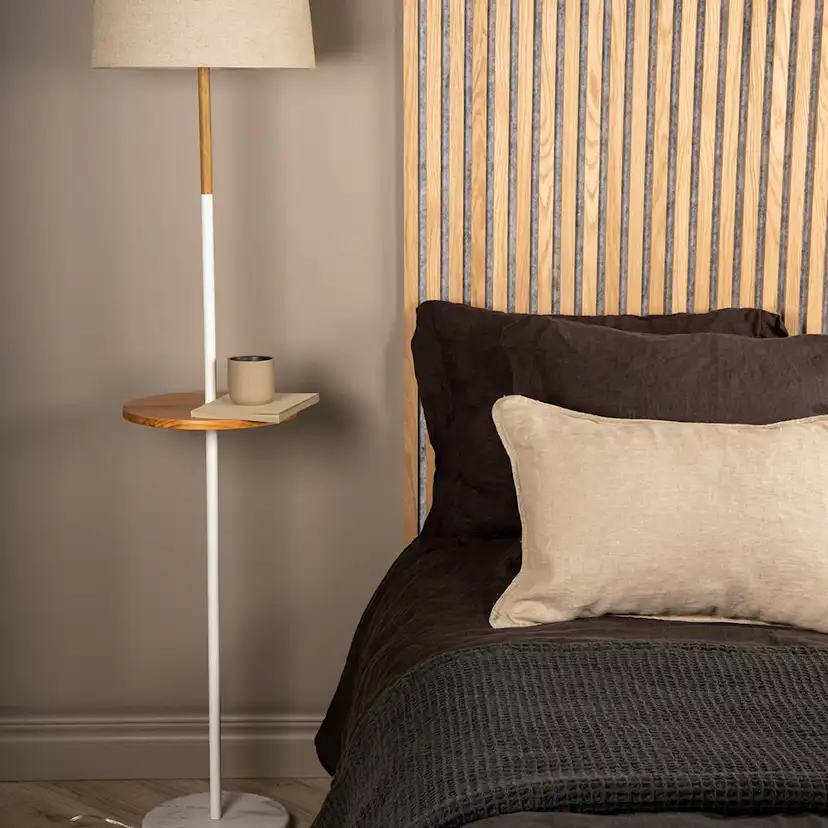 Golvlampa Venture Home Hattman