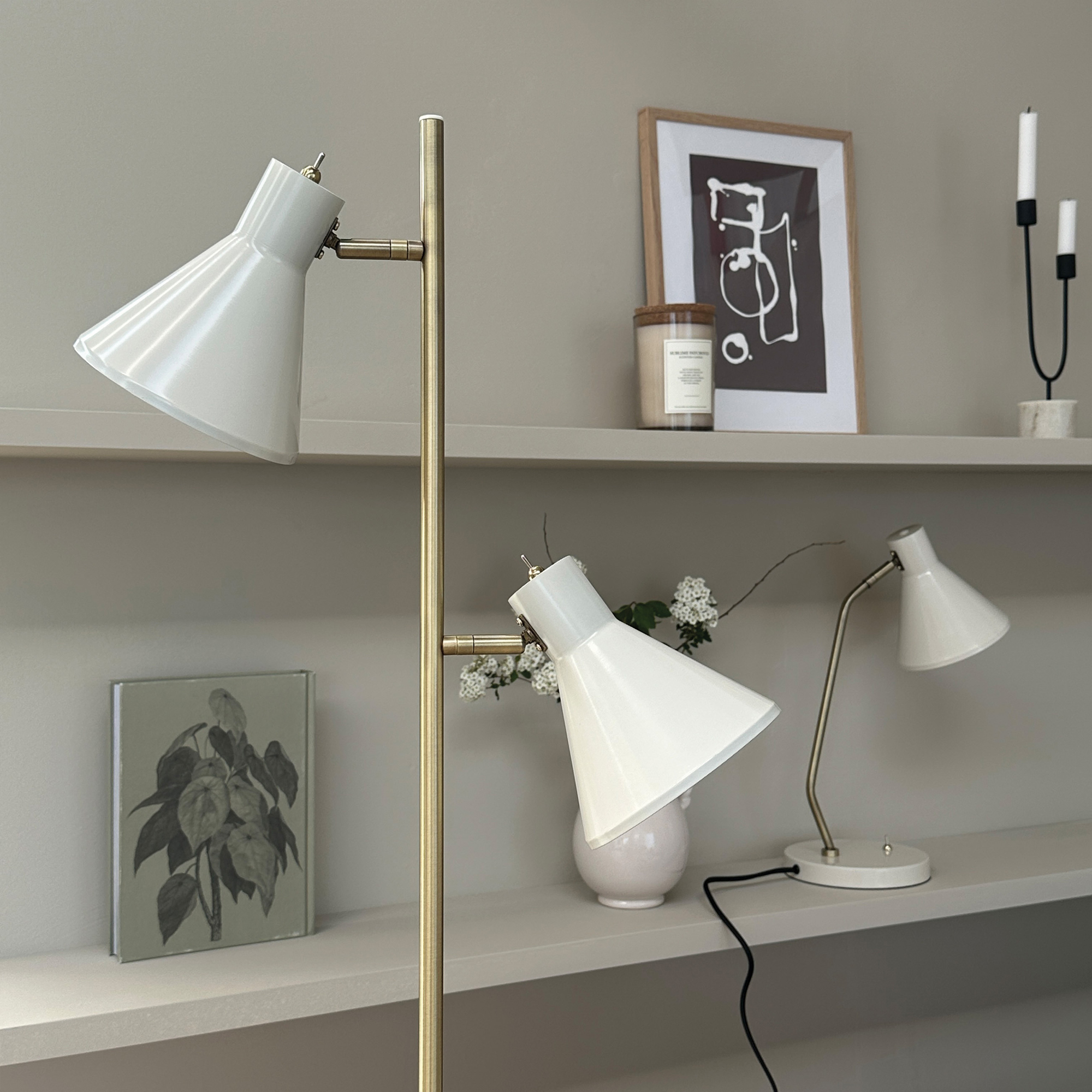 Golvlampa Dyberg Larsen Sleep