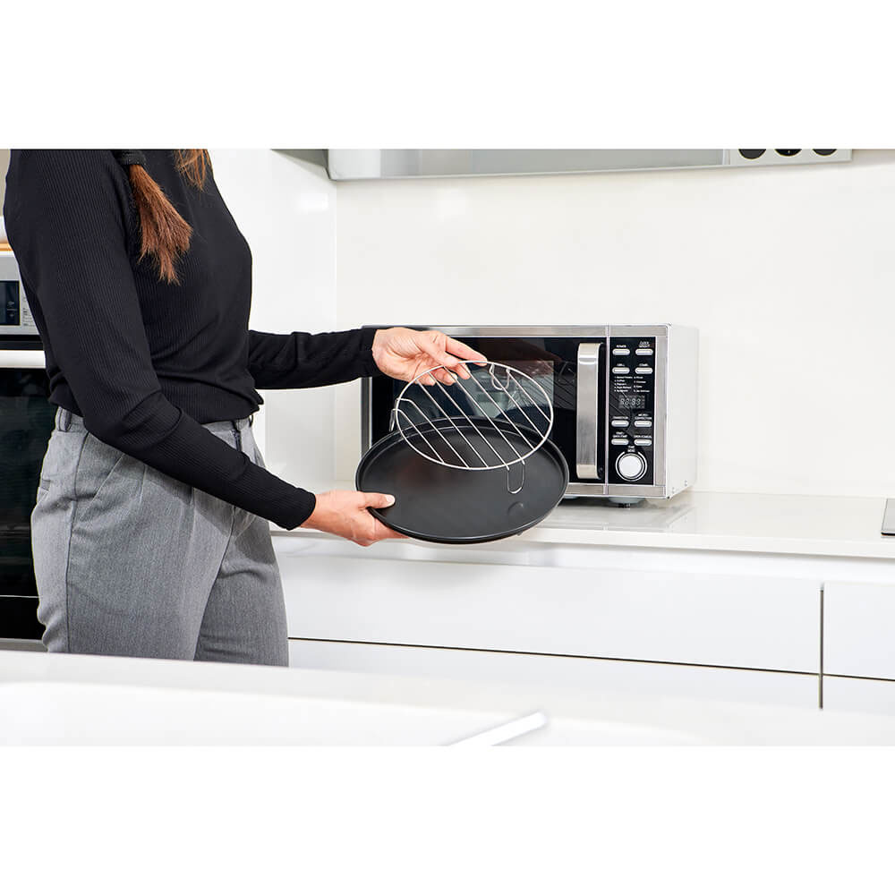 Mikrovågsugn BLACK+DECKER Digital 25L 900W Silver
