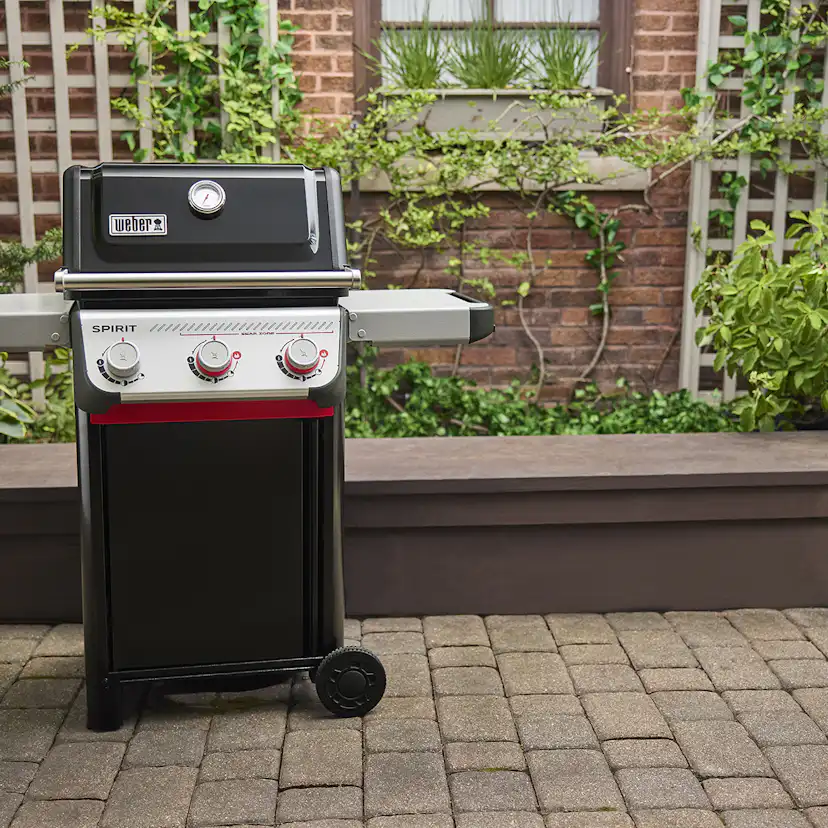 Gasolgrill Weber Spirit E-325 med 3 Brännare & Sear Zone