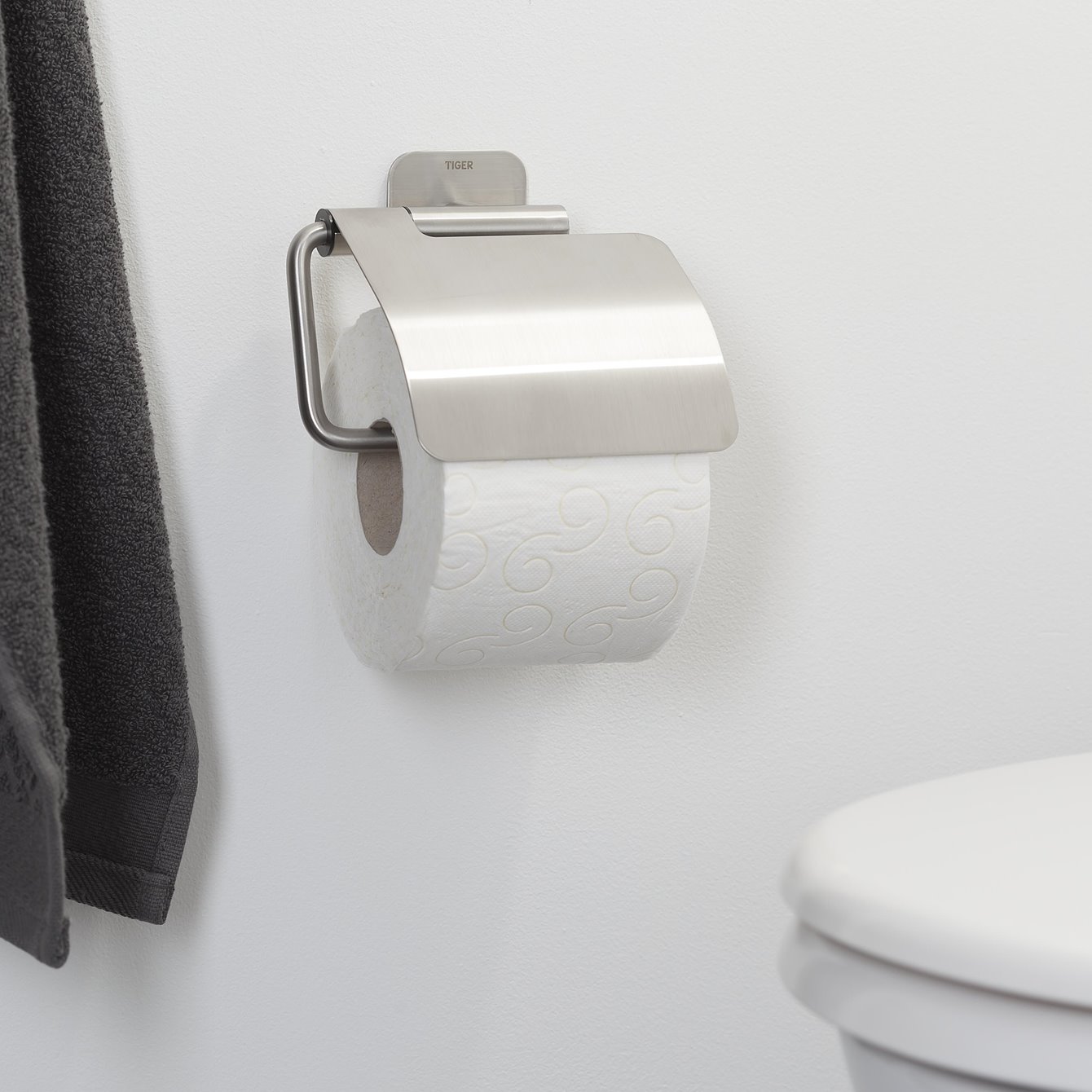 Toalettpappershållare Tiger Colar Med Lock