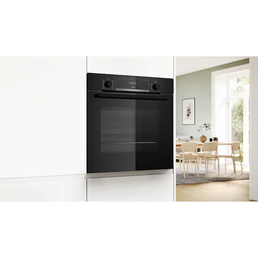 Inbyggnadsugn BOSCH HQA534BB3 Serie 4 Svart med Ångfunktion och Avancerad Varmluftsteknik