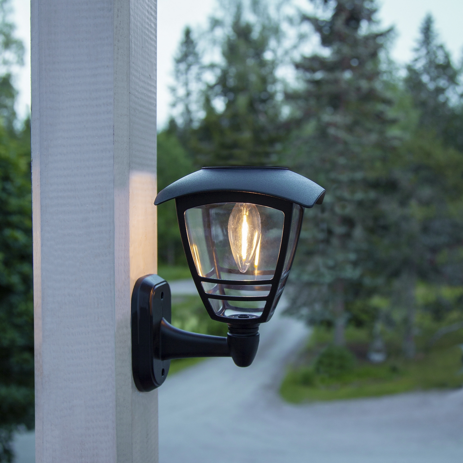 Solcells-vägglykta Star Trading Felix