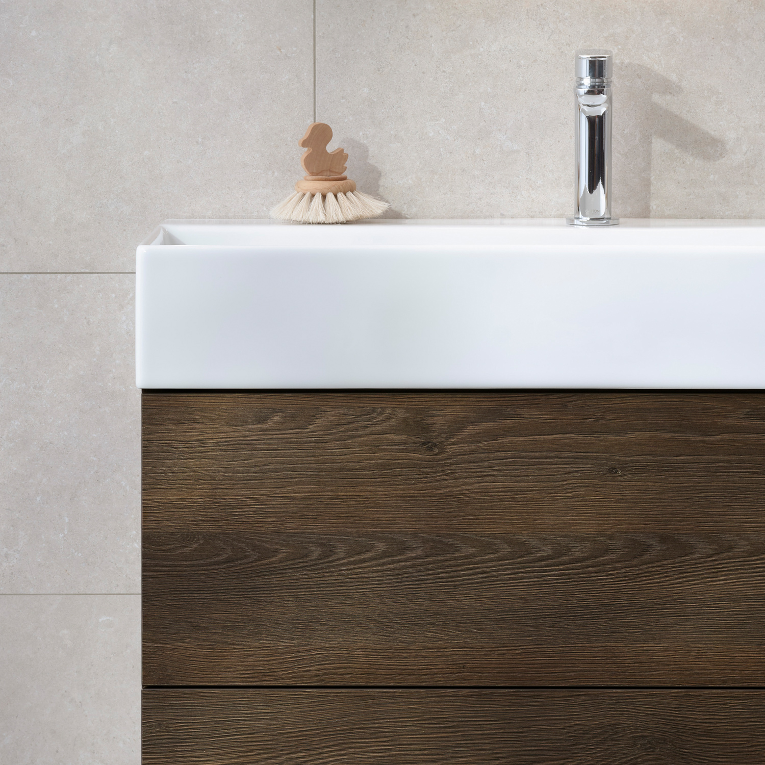 Möbelpaket Miller Badrum New York med Bloc Tvättställ och Spegelskåp