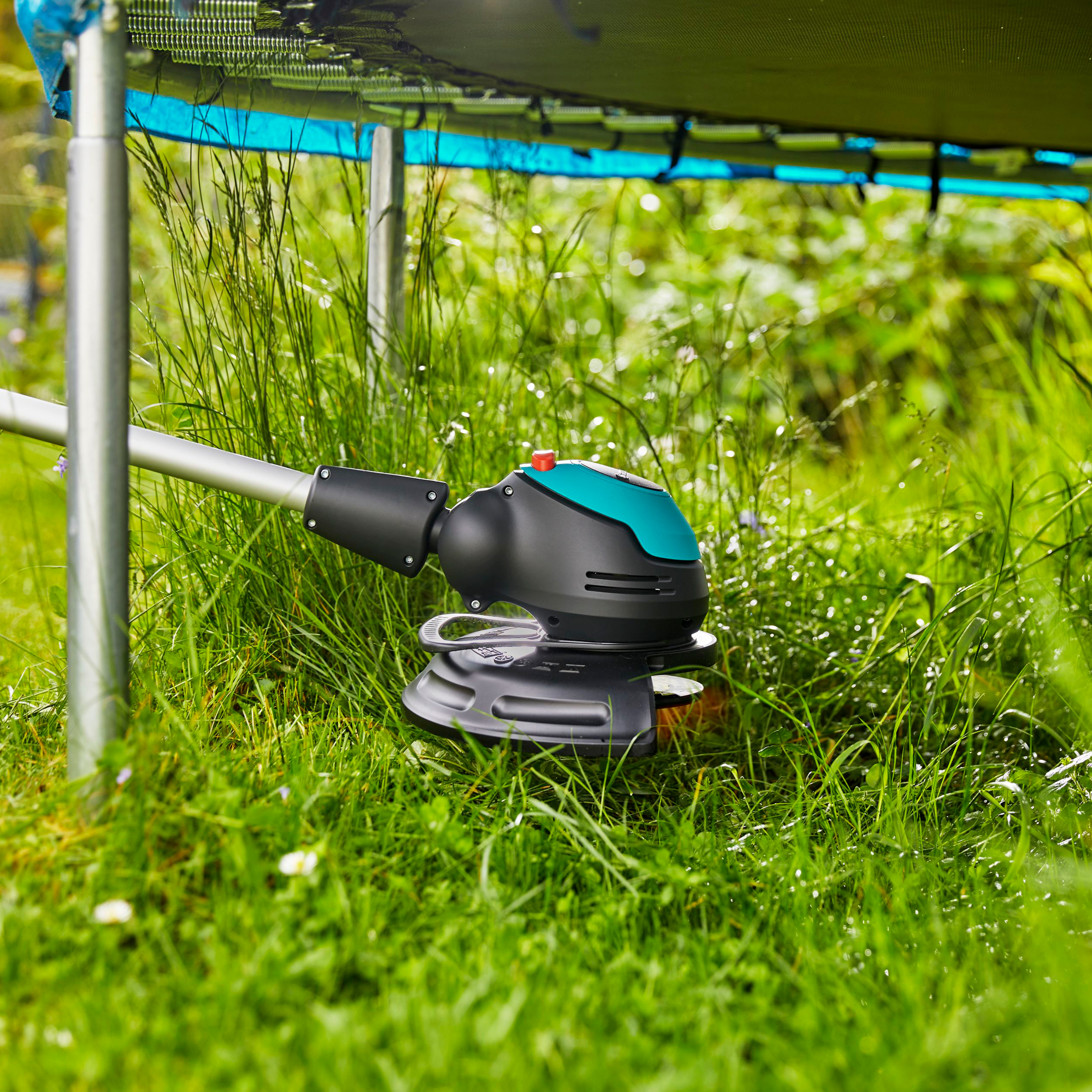 Grästrimmer Gardena EasyCut Li-18/23 med Batteri