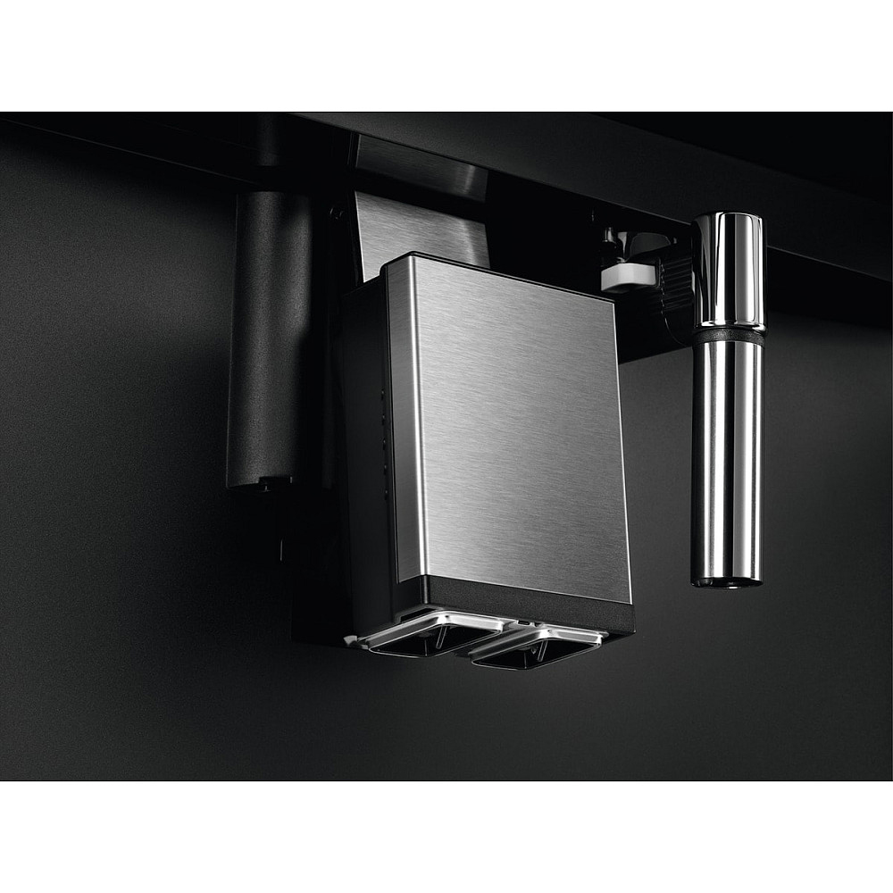 Inbyggnadsbar Kaffebryggare AEG KKB894500B med Mjölkkanna för Skum