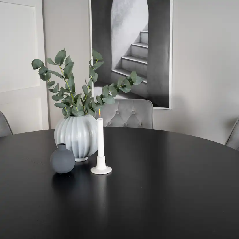 Matgrupp furniture/fashion Copenhagen med 6 Vera Stolar