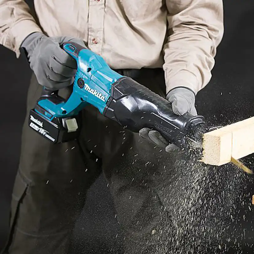 Tigersåg Makita LXT DJR186Z 18V utan Batteri