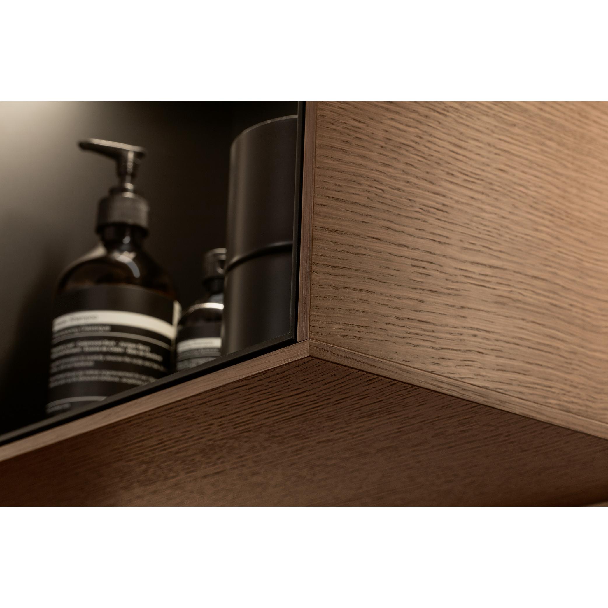 Badrumshylla Villeroy & Boch Finion 42 cm med Belysning