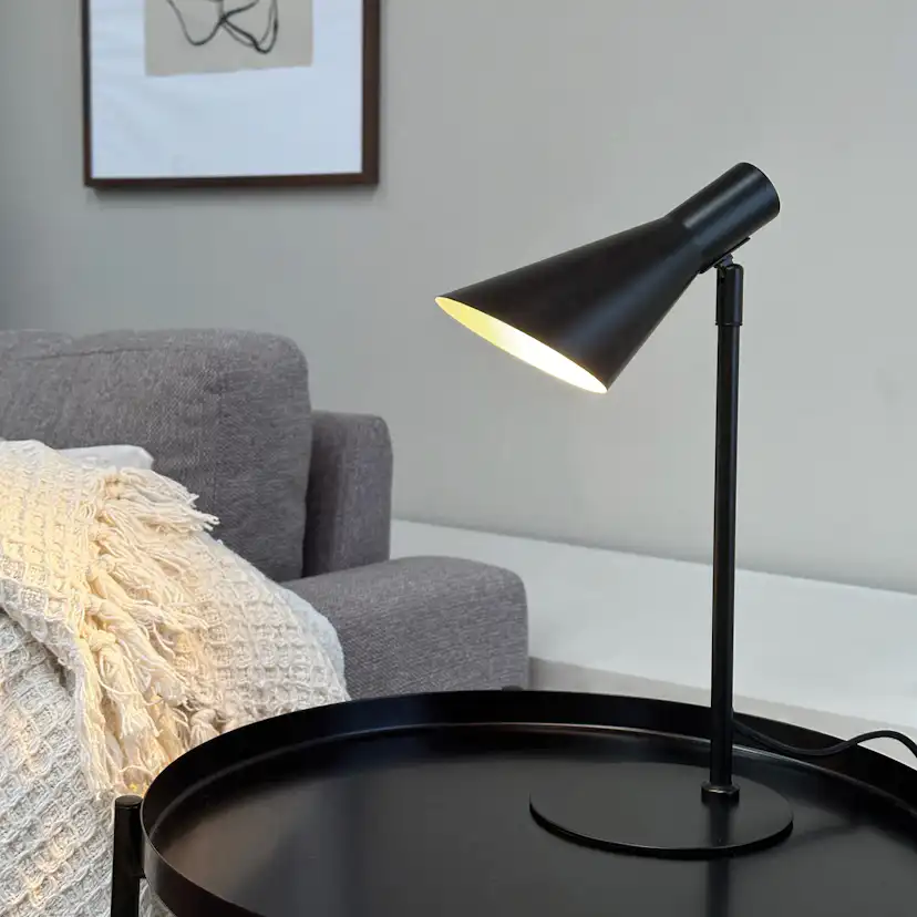 Bordslampa Dyberg Larsen DL12 Mini