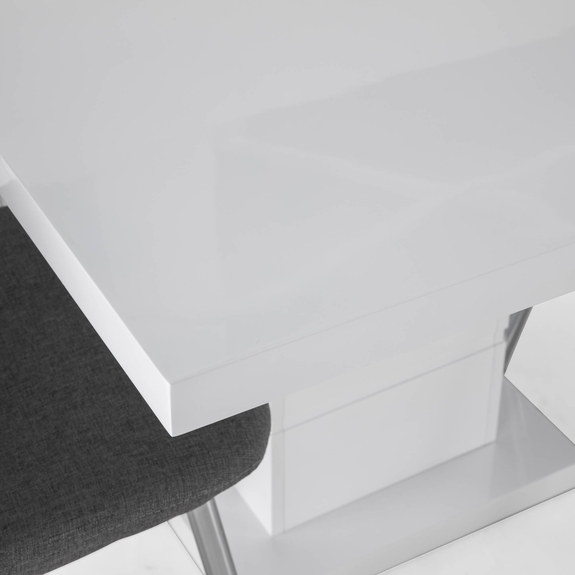 Matgrupp Concept 55 Ratliff Rektangulärt Matbord 180-220 cm Förlängningsbart med 6 Nibe Matstol