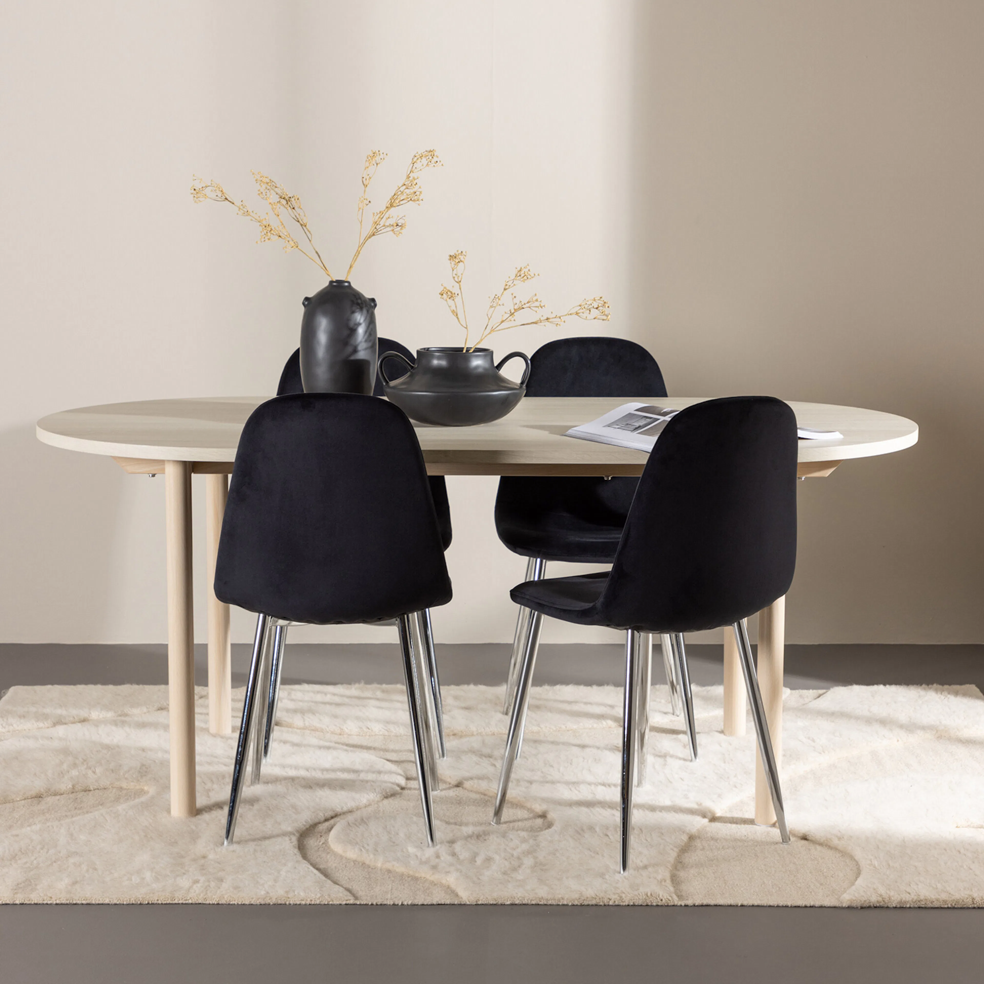 Andy Dining Table with Polar Dining Chair Färg: Vittvätt/Svarta, Ben Stål