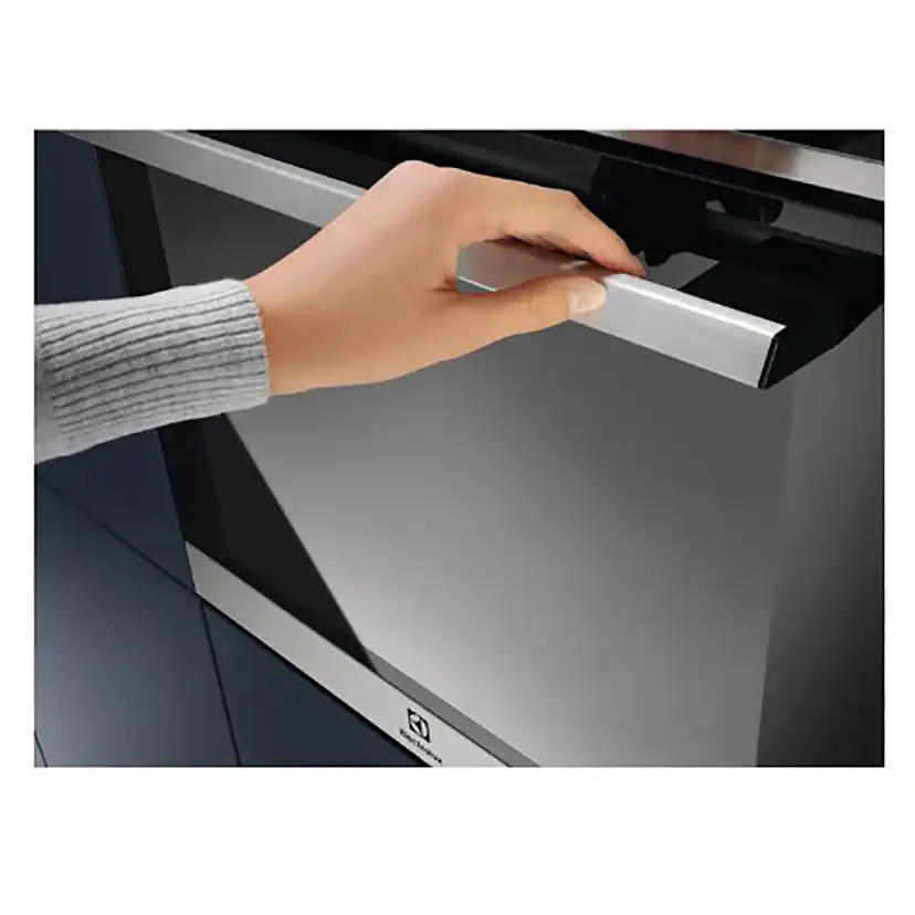 Ugn Electrolux COP840X
