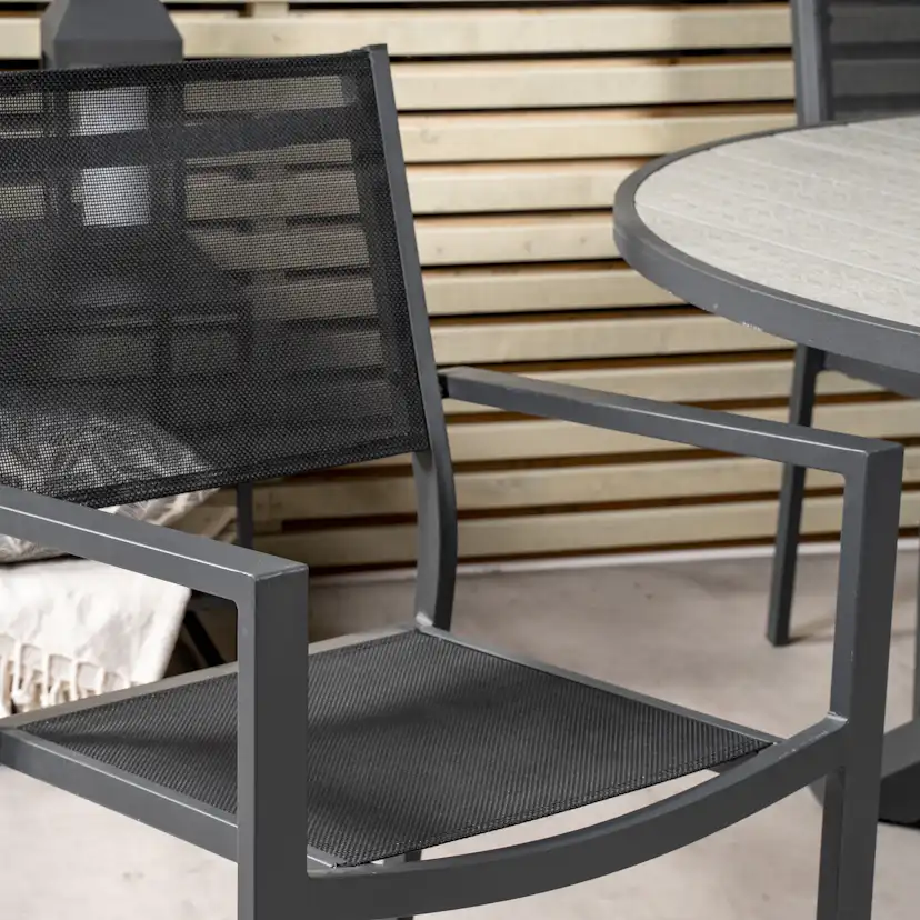 Matgrupp Venture Home Pincy Ø140 med 4 Copacabana Karmstolar