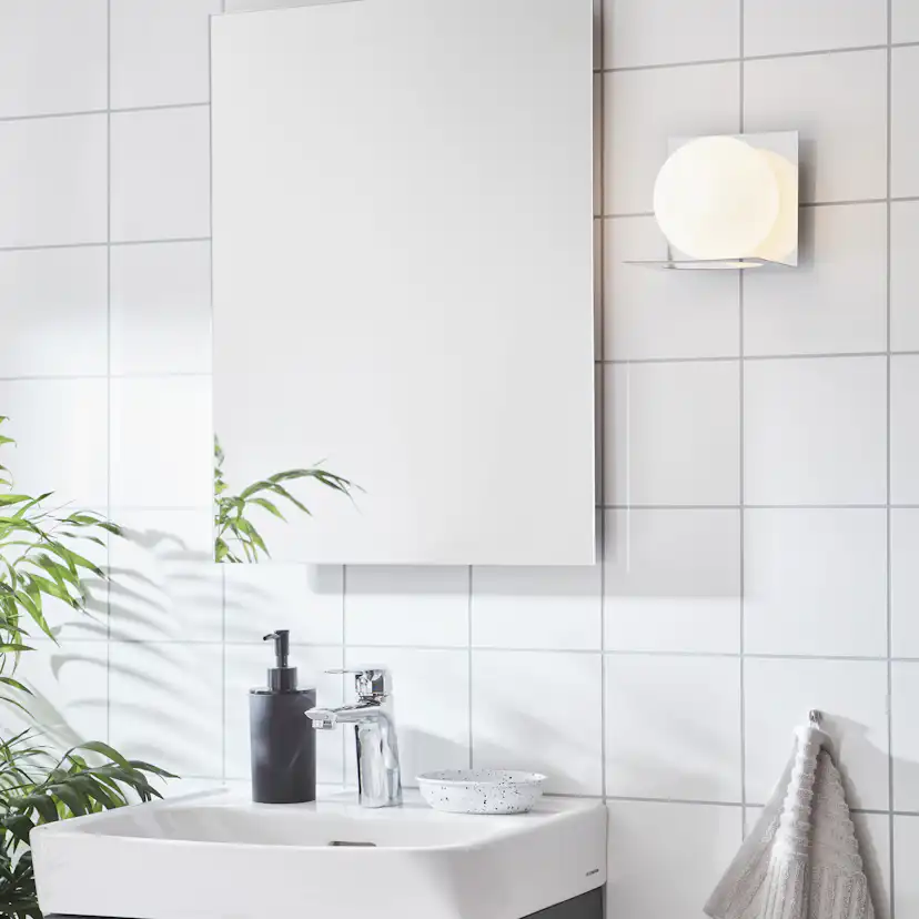 Vägglampa Markslöjd Zenit