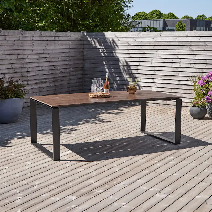 Utebord Outfit Martinus 210