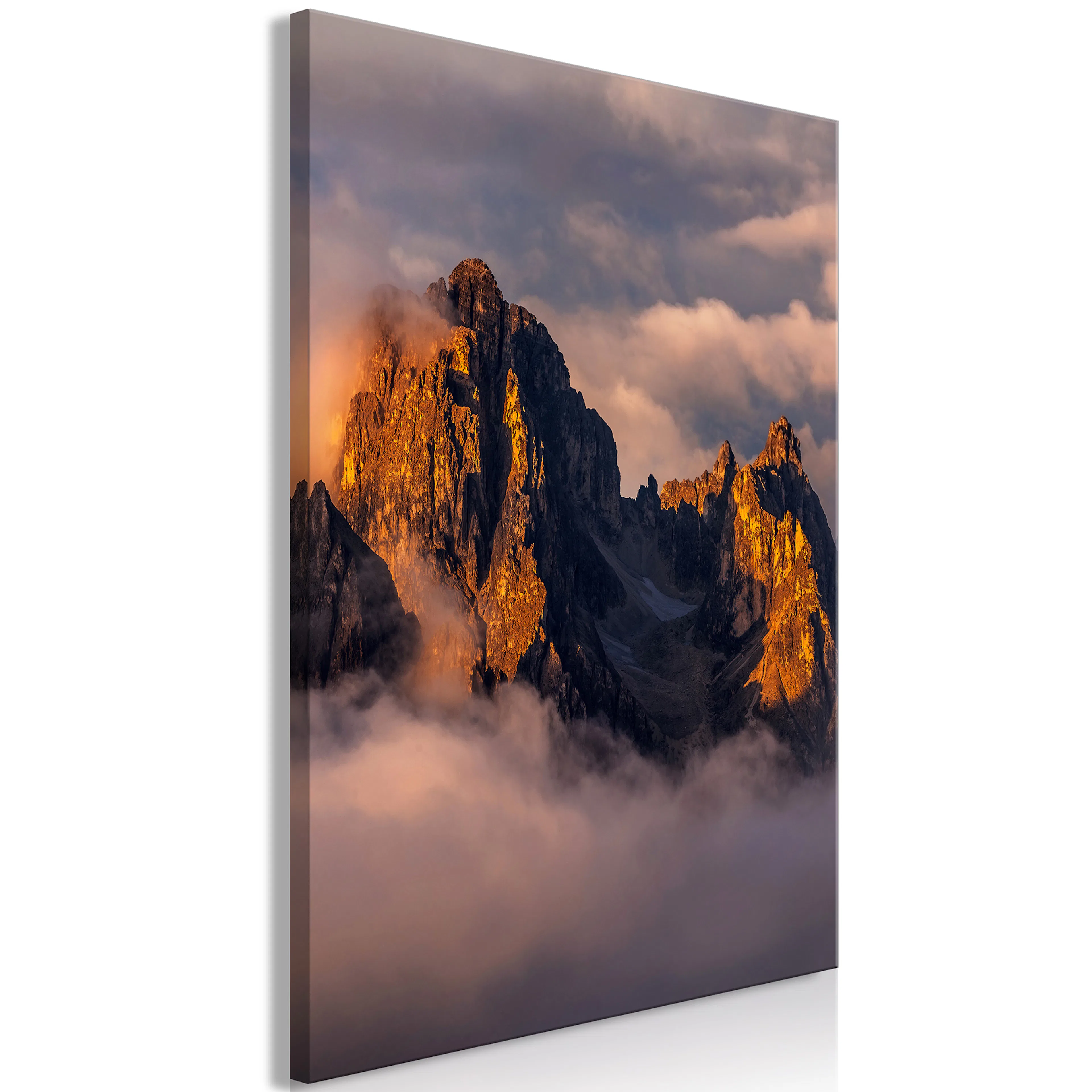 Tavla Arkiio Mountains in the Clouds