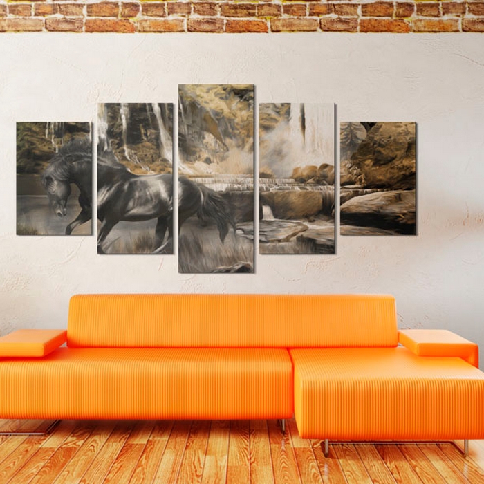 Tavla Arkiio Foggy Weather Over Waterfall