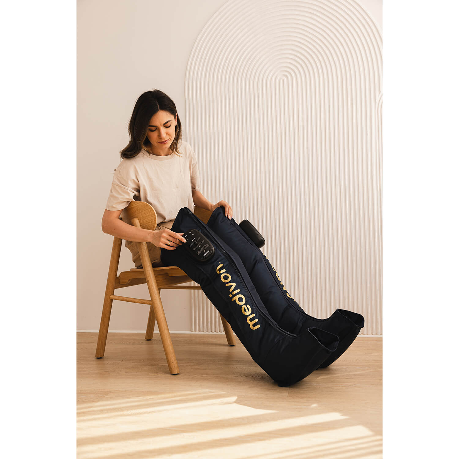 Kompressionsmassageapparat MEDIVON Aeria