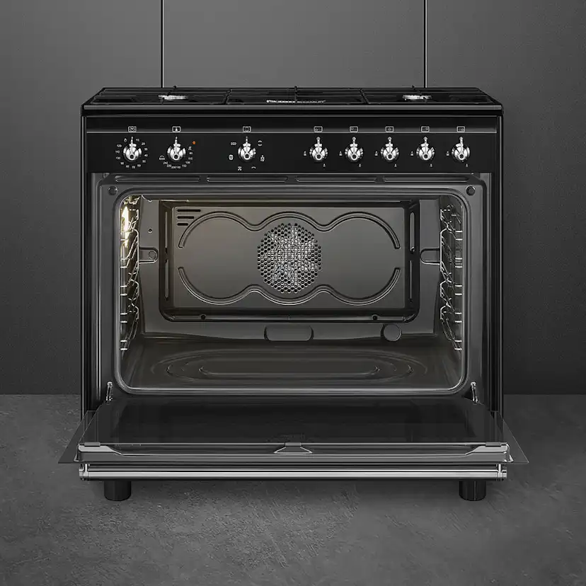 Gasspis Smeg CX91GMBL Concerto Svart Ergonomisk och Smart Design
