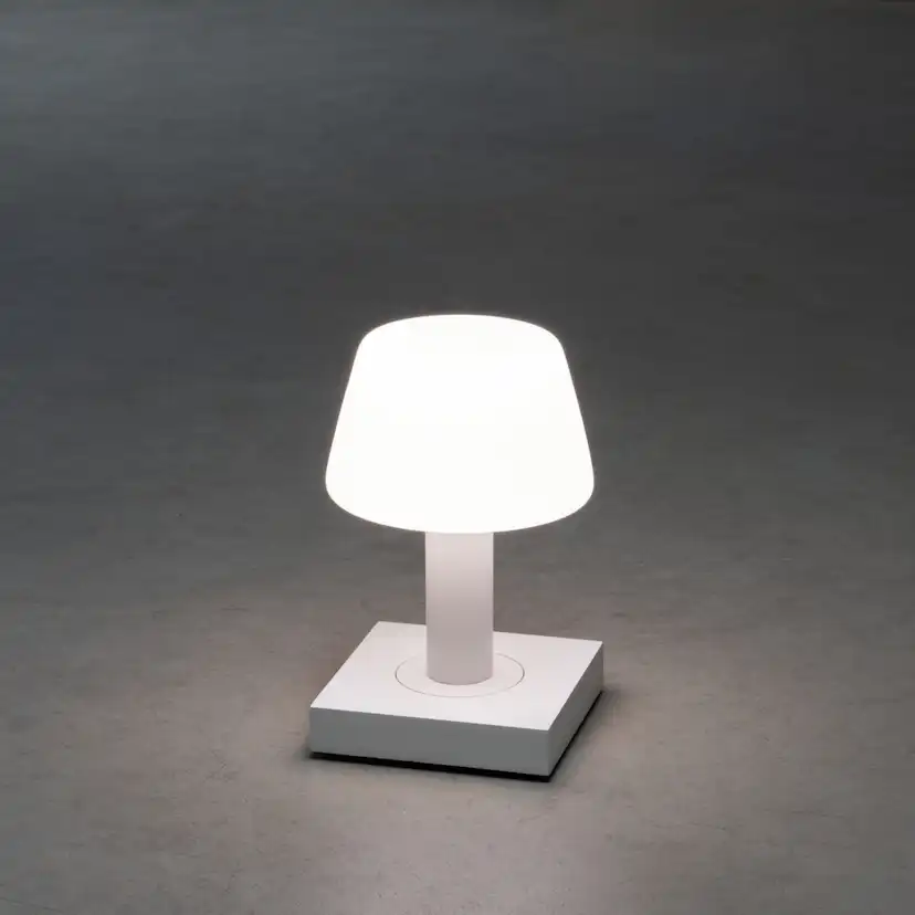 Bordslampa Gnosjö Konstsmide Monaco USB