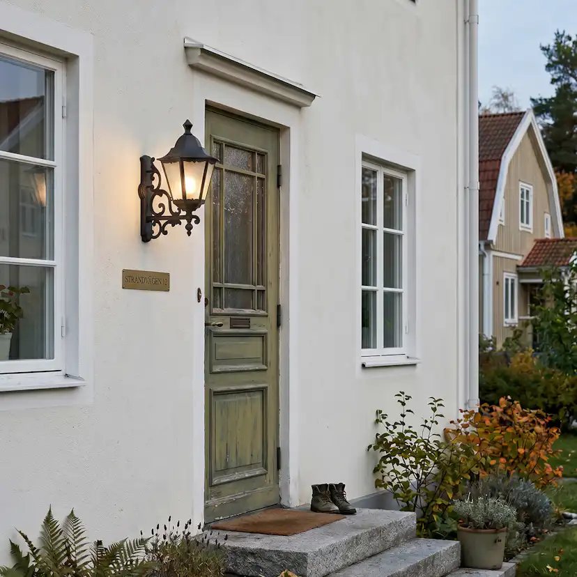 Vägglampa Utomhus Vesani Buckingham Gammaldags IP44