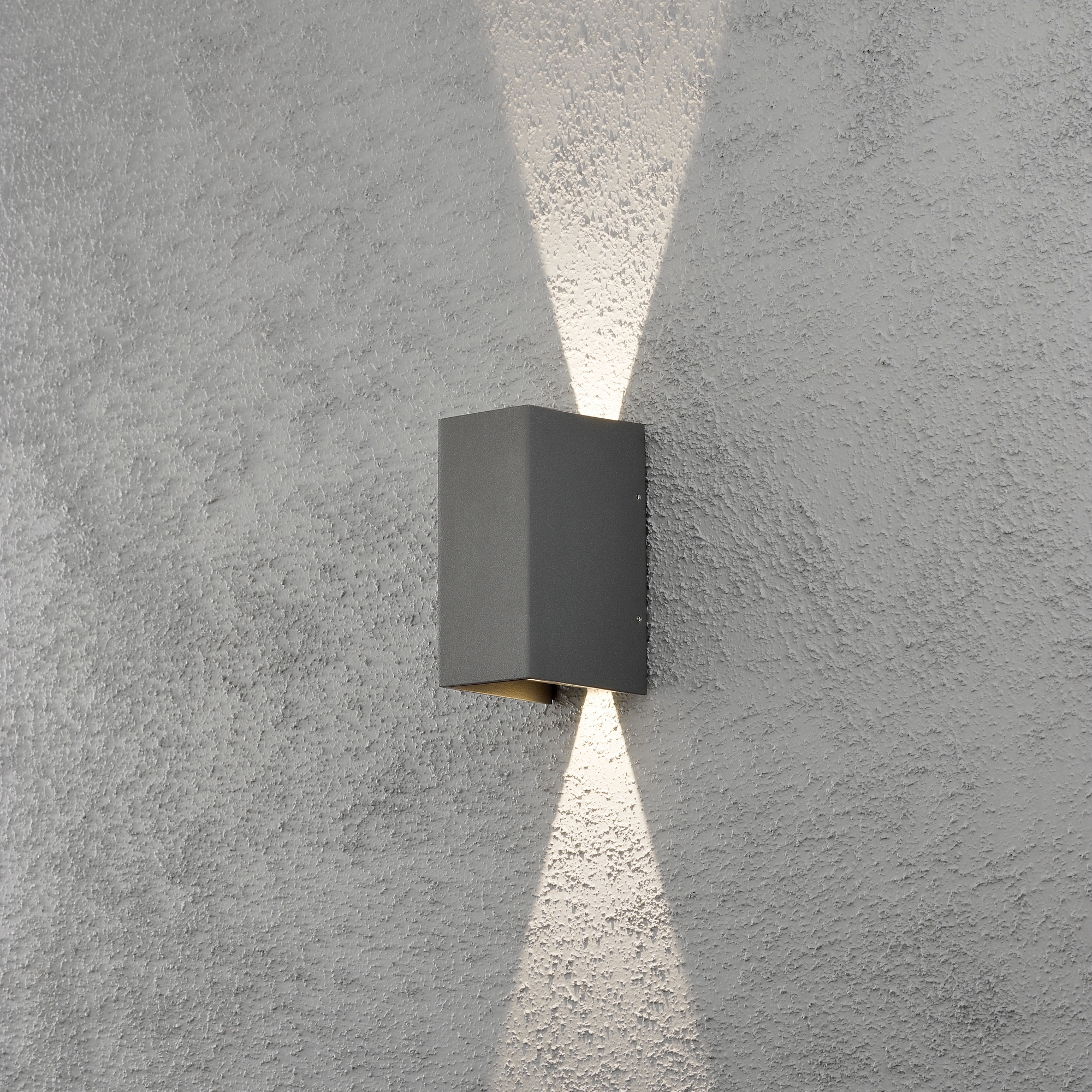 Vägglykta Gnosjö Konstsmide Cremona 2x3W High Power LED