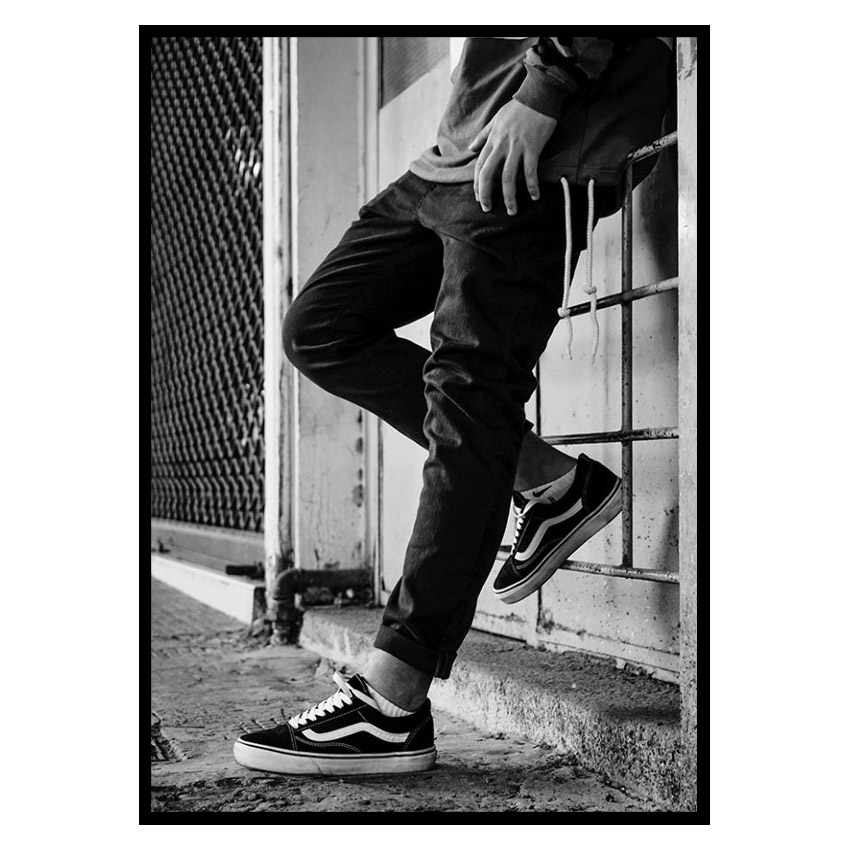 Poster Gallerix Against The Wall