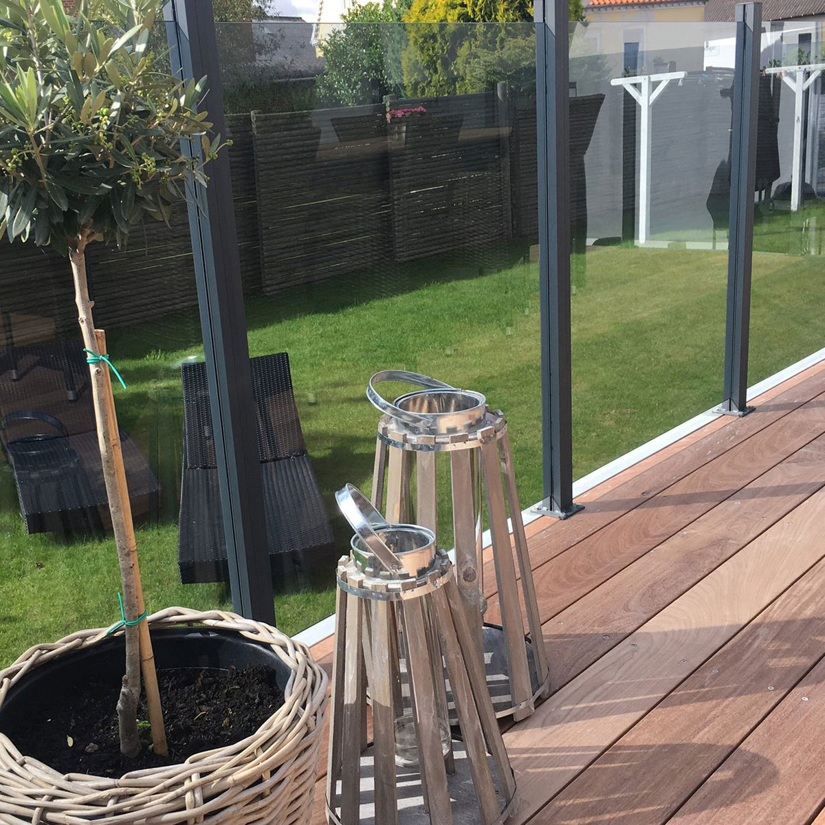 Glasstaket Hortus med Aluminiumskena Rökfärgat 100x100