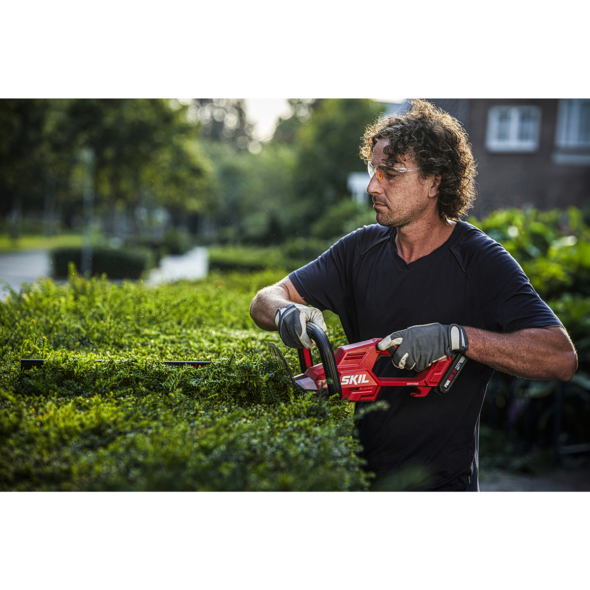 Häcksax SKIL 0440 AA Kolborstfri Batteridriven