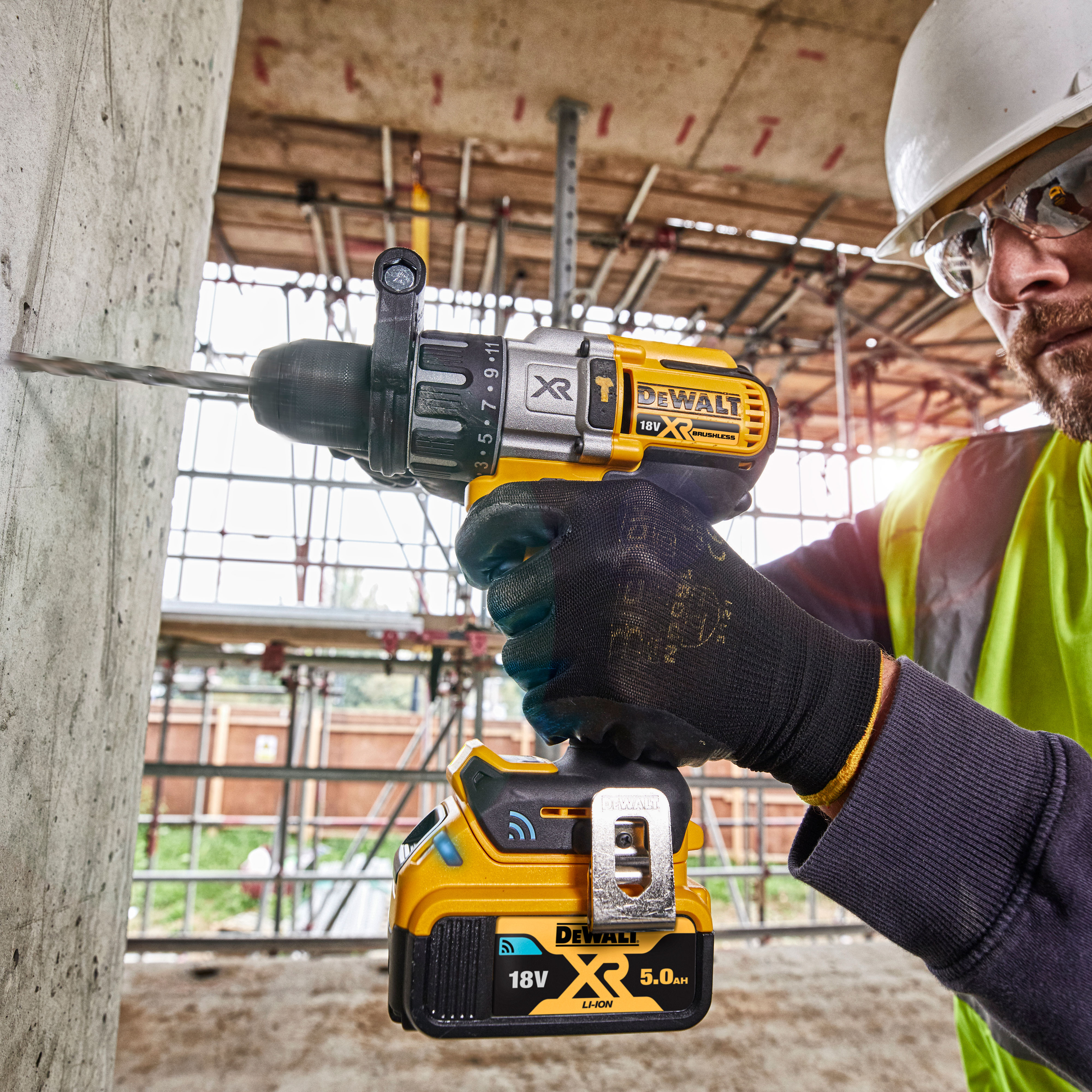 Slagborr/Skruvdragare Dewalt DCD997NT-XJ Utan batteri och laddare 18 V