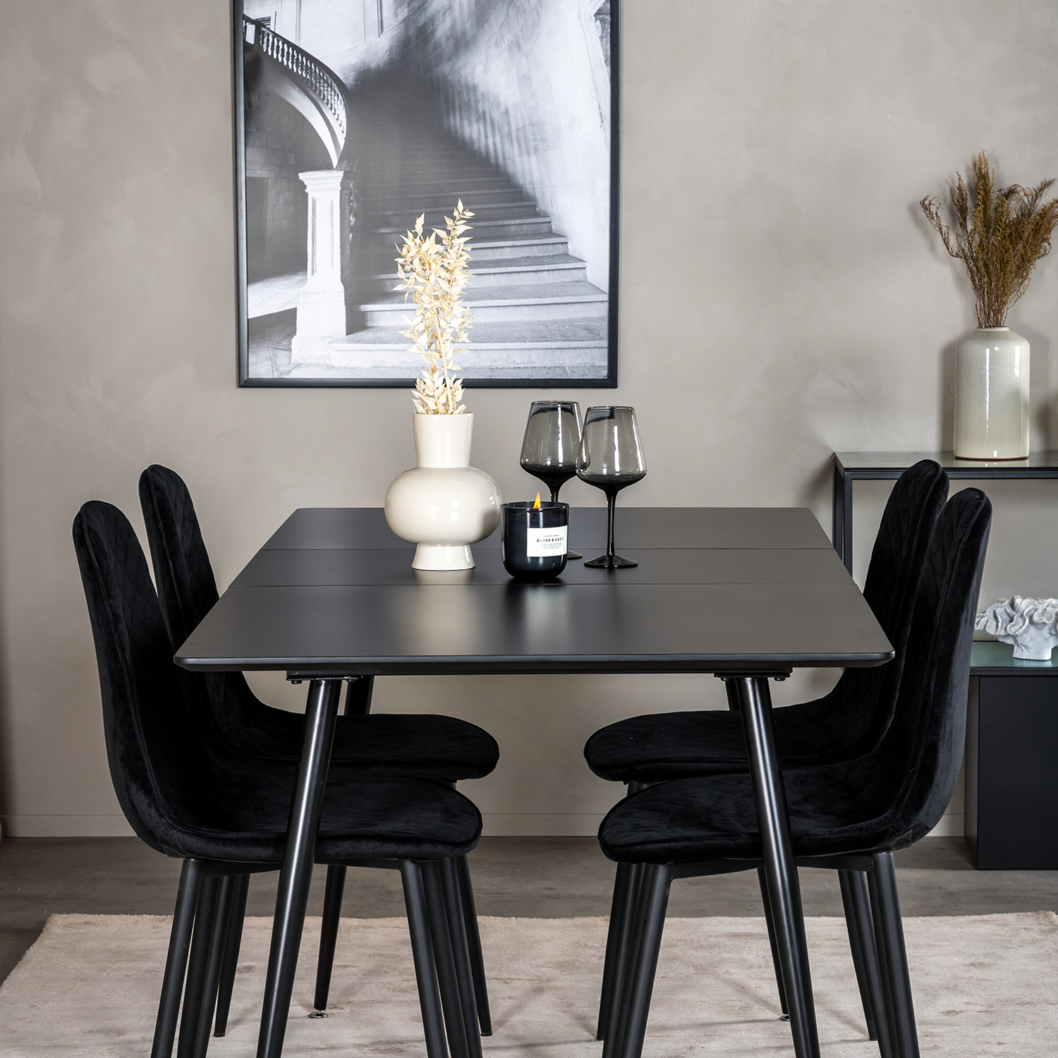 Matgrupp Venture Home Silvia med Iläggsskiva och 4 Phoi Stolar