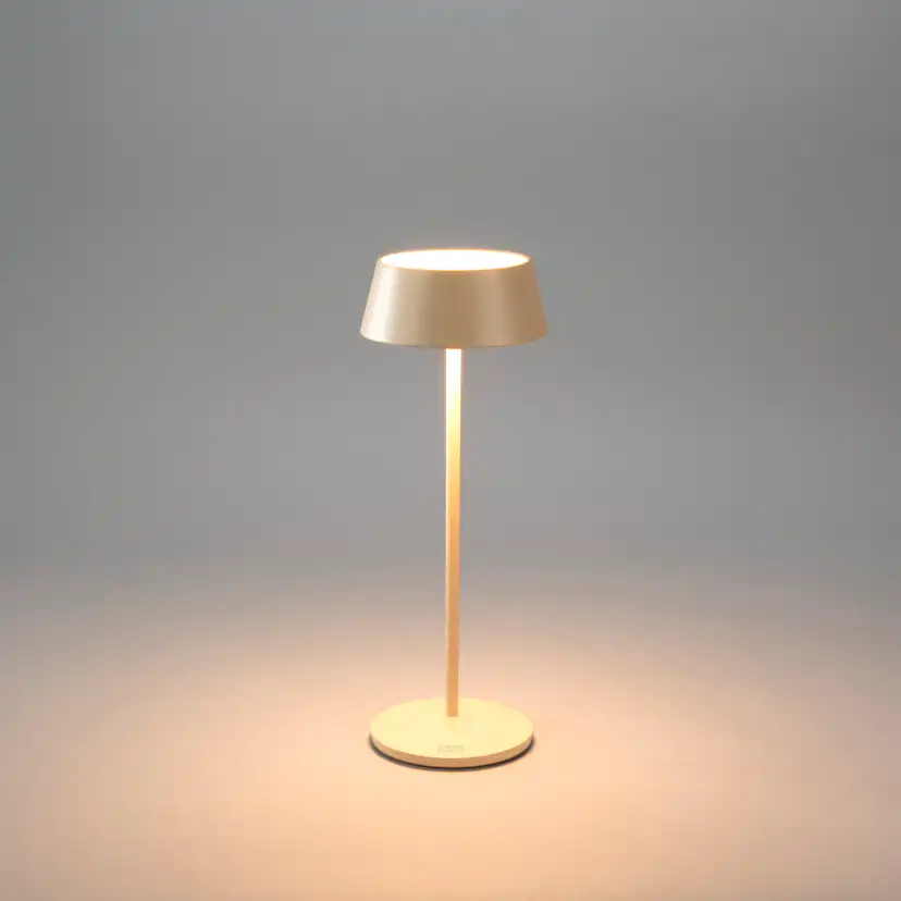 Bordslampa Gnosjö Konstsmide Menton USB Portabel