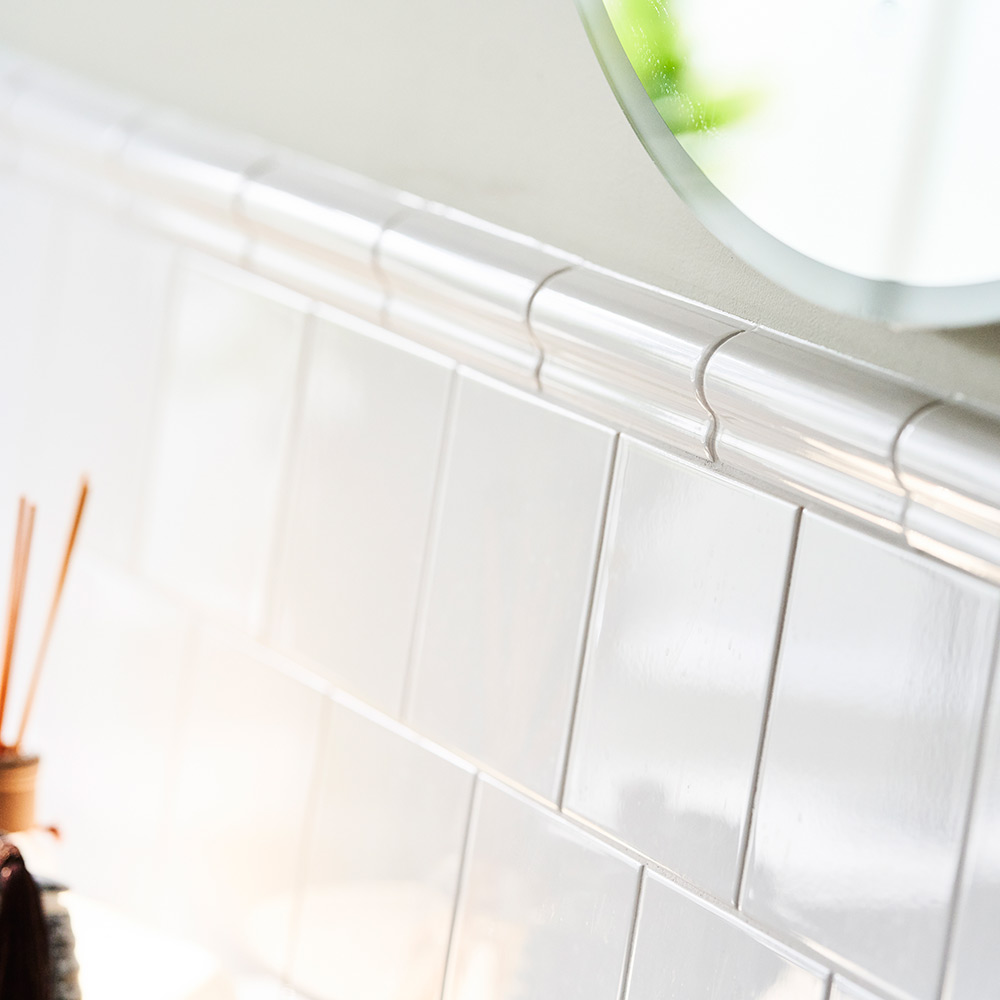 Kakelbård Konradssons Evolution London Vit Blank 5x15 cm