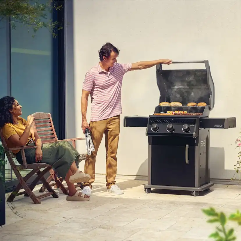 Gasolgrill Napoleon Rogue 425-2