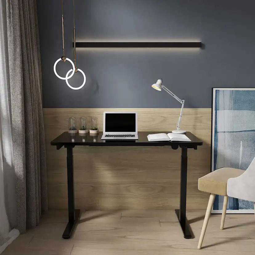 Skrivbord Lykke M100 120x60 cm Höj- och sänkbart