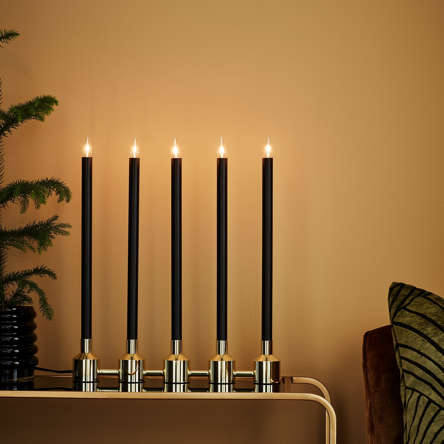 Adventsljusstake Markslöjd Philippa Candlestick 5L Guld