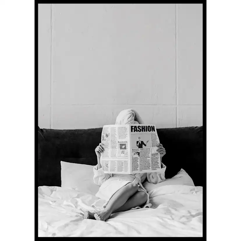 Poster Gallerix Reading In Bed