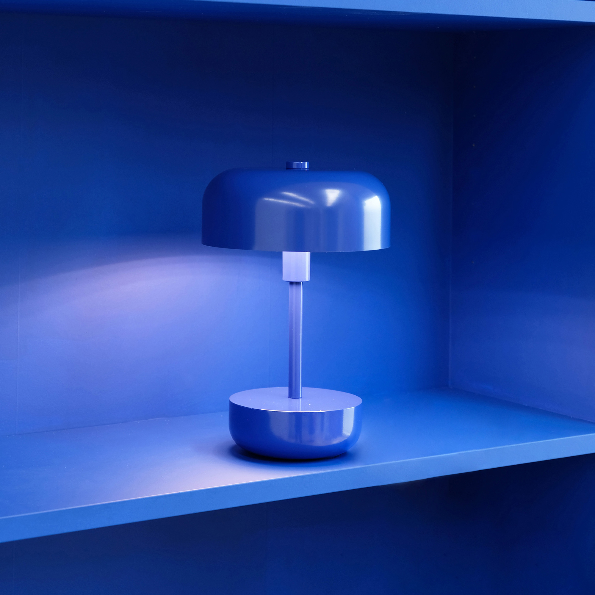 Portabel Bordslampa Dyberg Larsen Haipot LED Uppladdningsbar Blå
