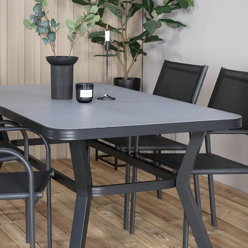 Matgrupp Venture Home Vyn Svart med 4 Samba Stapelbara Matstolar