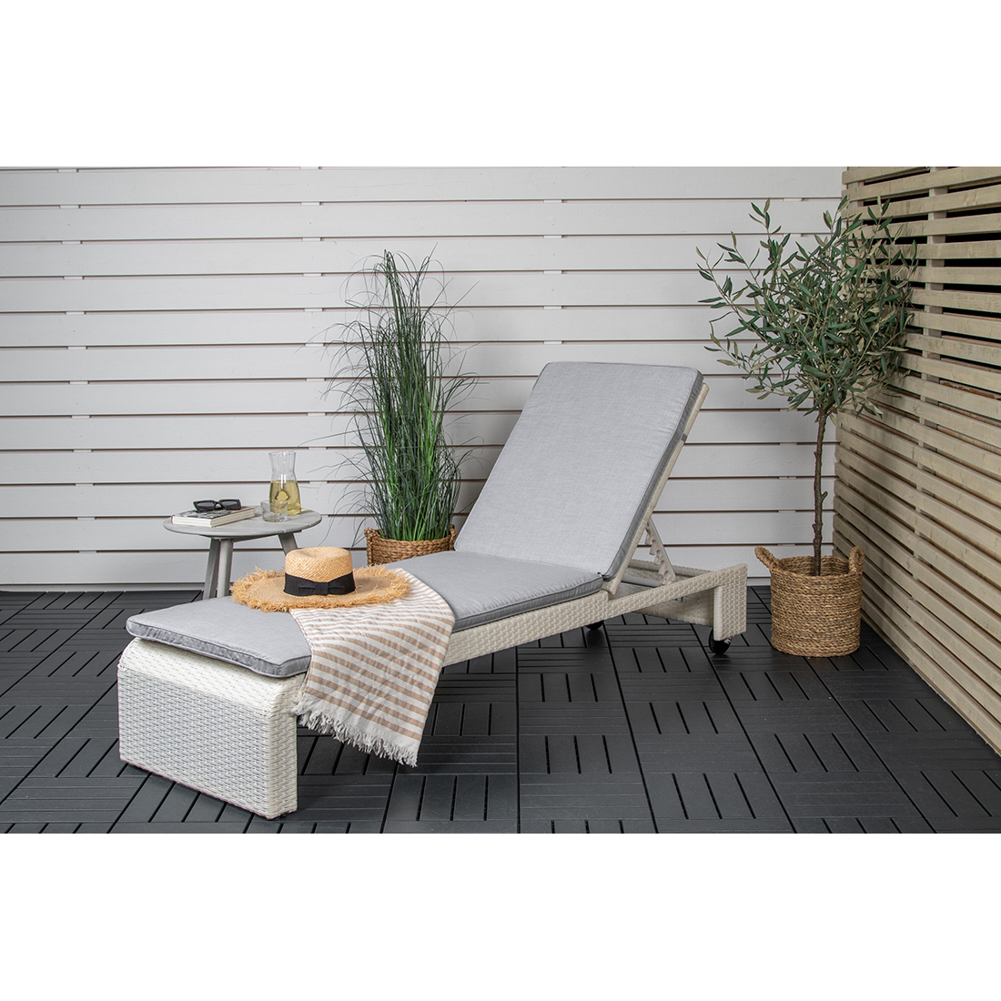 Solsäng Venture Home London Utomhus
