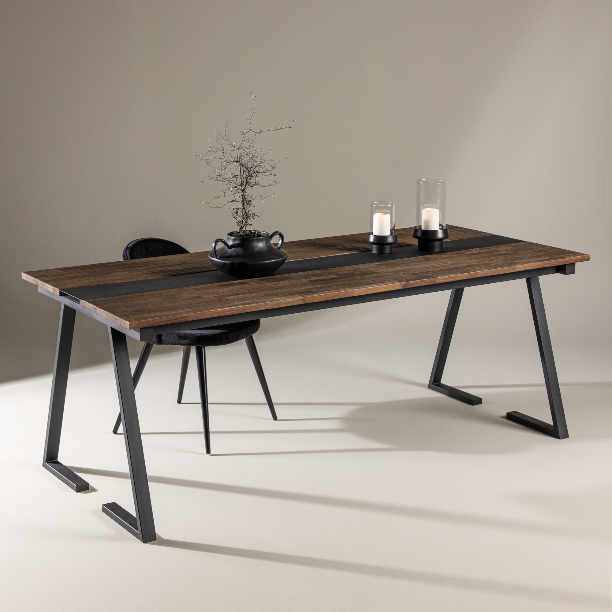 Matbord Venture Home Jakarta