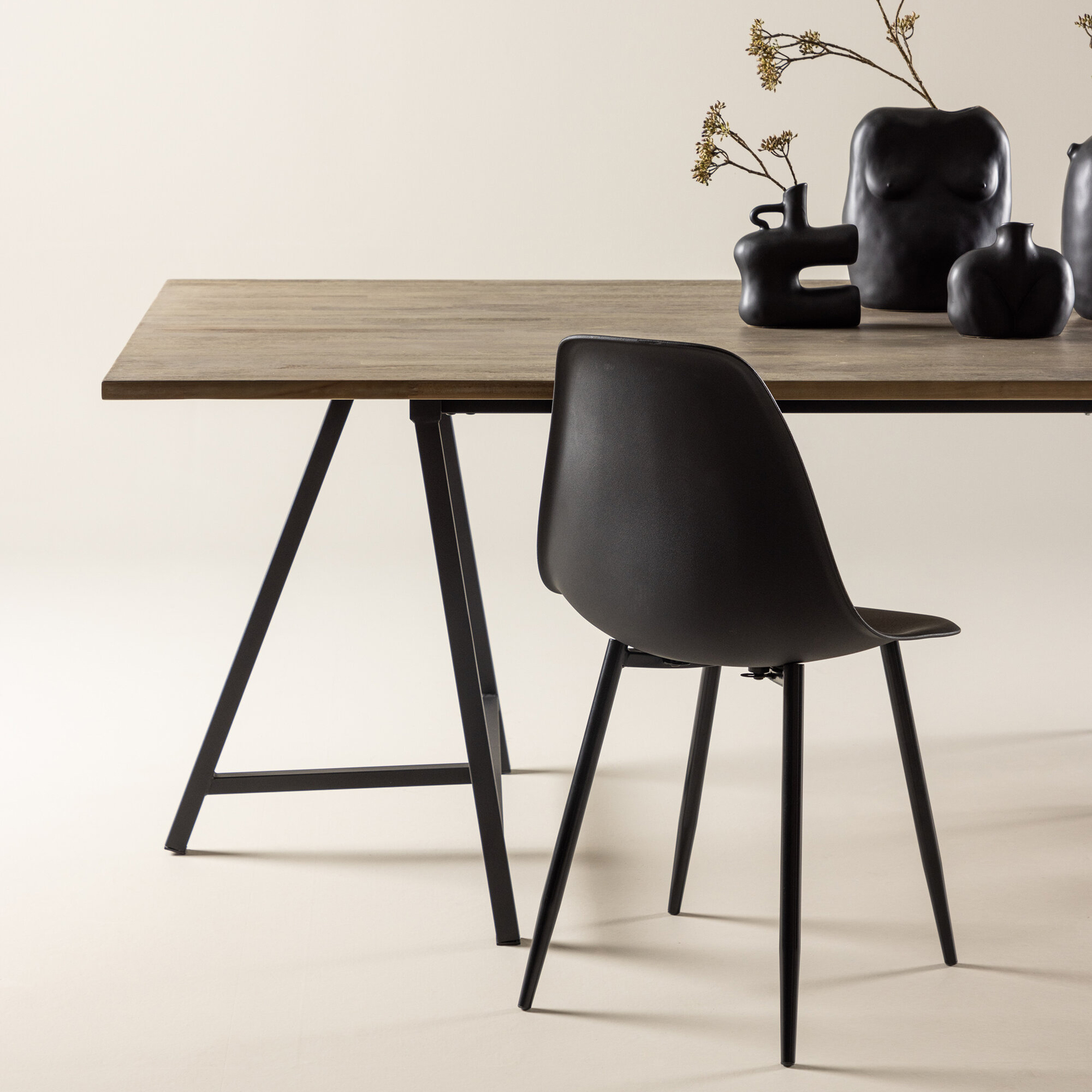 Matbord Venture Home Jepara