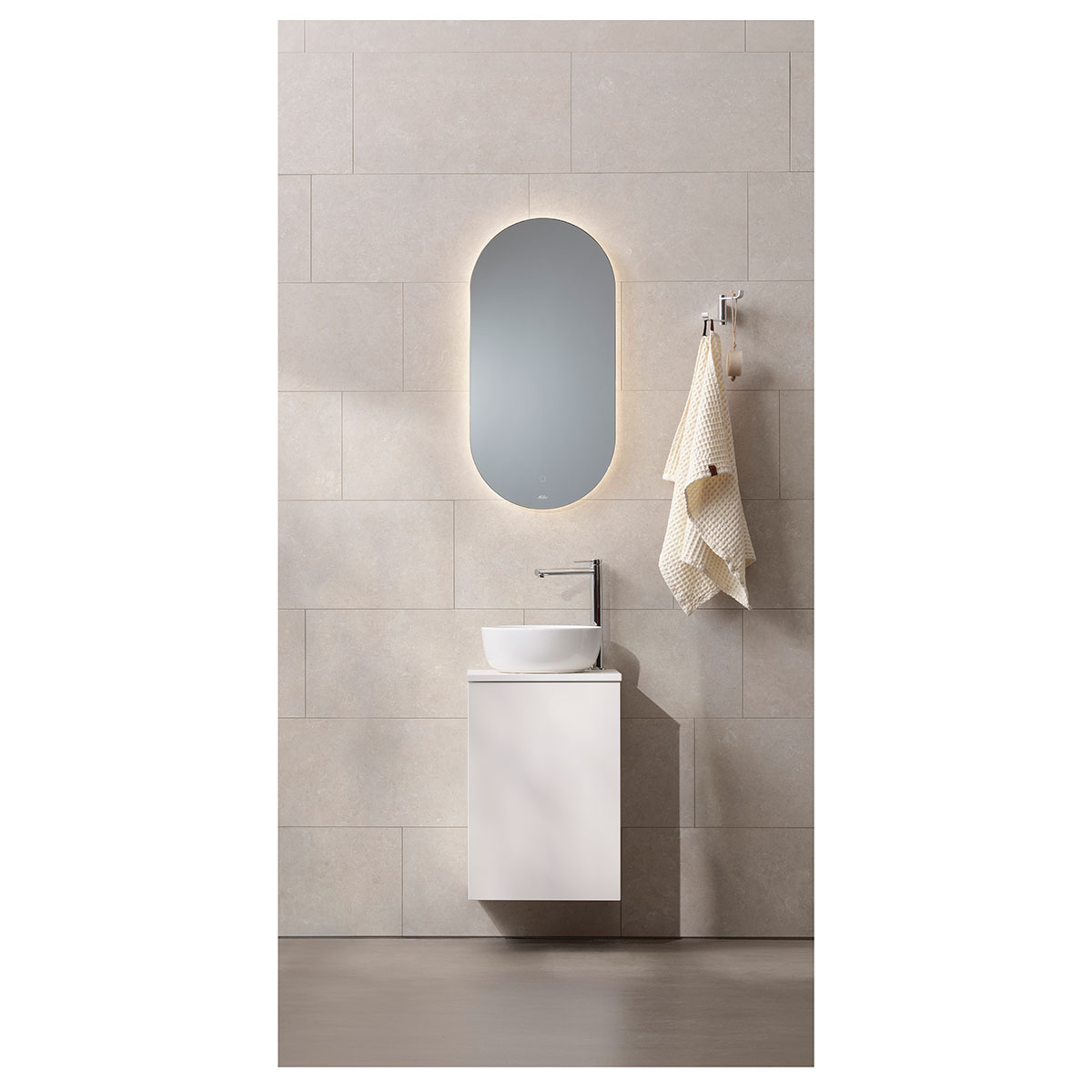 Badrumsspegel Miller Badrum Ambient Touch Oval