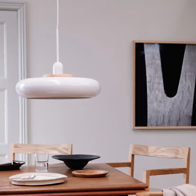 Taklampa Dyberg Larsen Planet Pendel