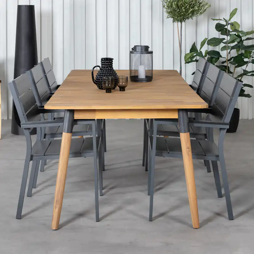 Matgrupp Venture Home Julle med 6 Livia Matstolar