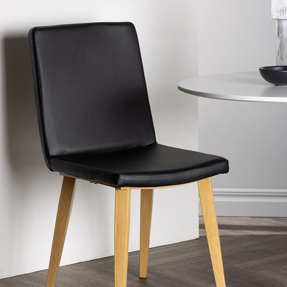 Matgrupp Venture Home Hamden Ø80 cm med 2 st Today stolar